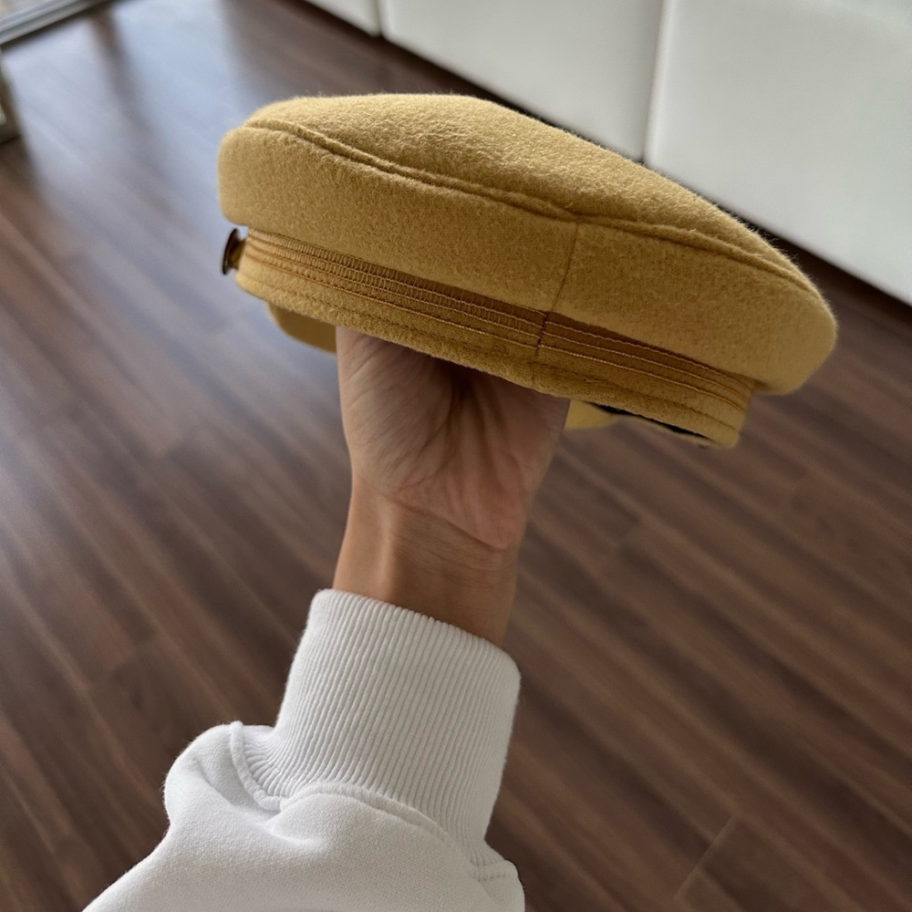 Billabong Yellow wool cabby hat cap - Picture 2 of 3